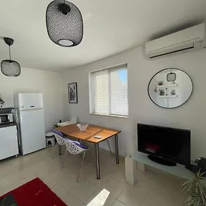 Apartment Simons Minutes Away From Balluta Bay And St Julians