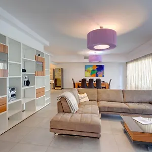 Apartment Seaview In Cambridge,, Sliema