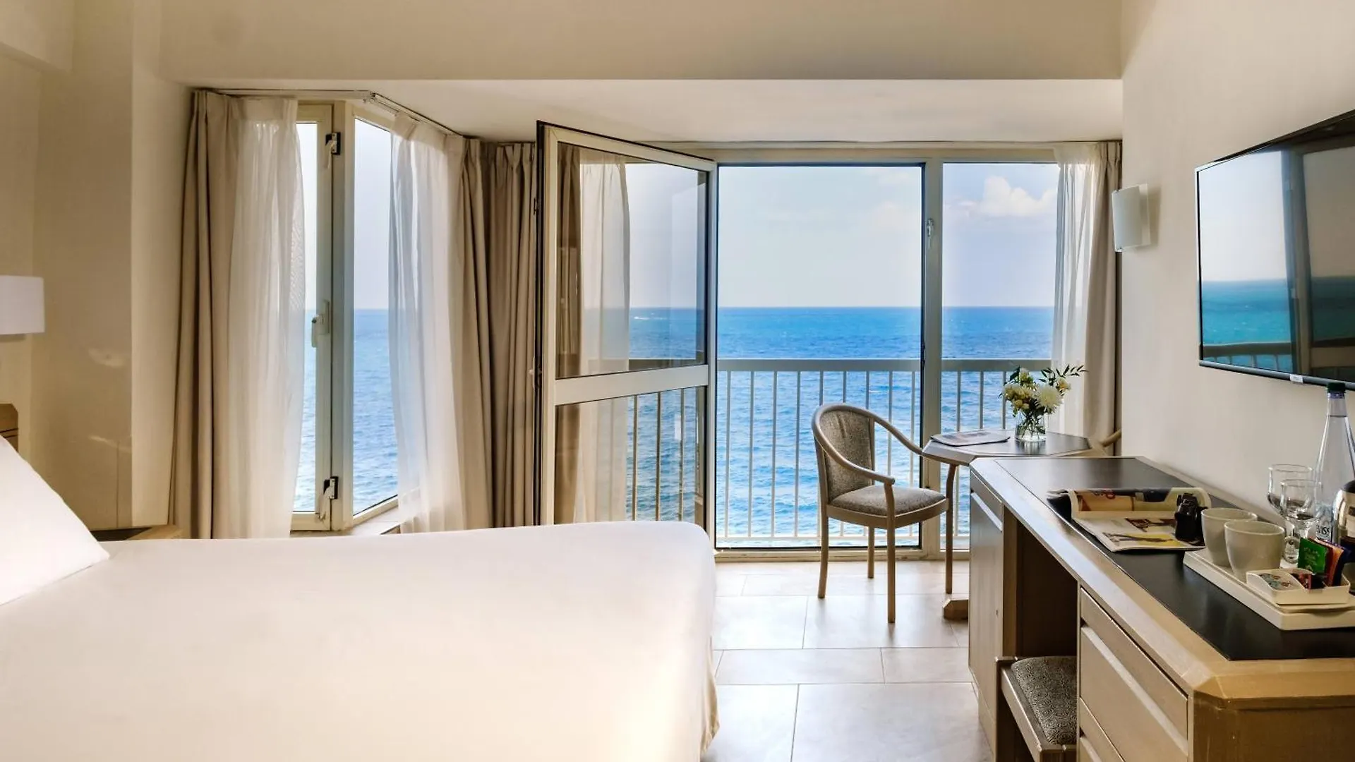 ****  The Diplomat Hotel (Adults Only) Σλιέμα Μάλτα