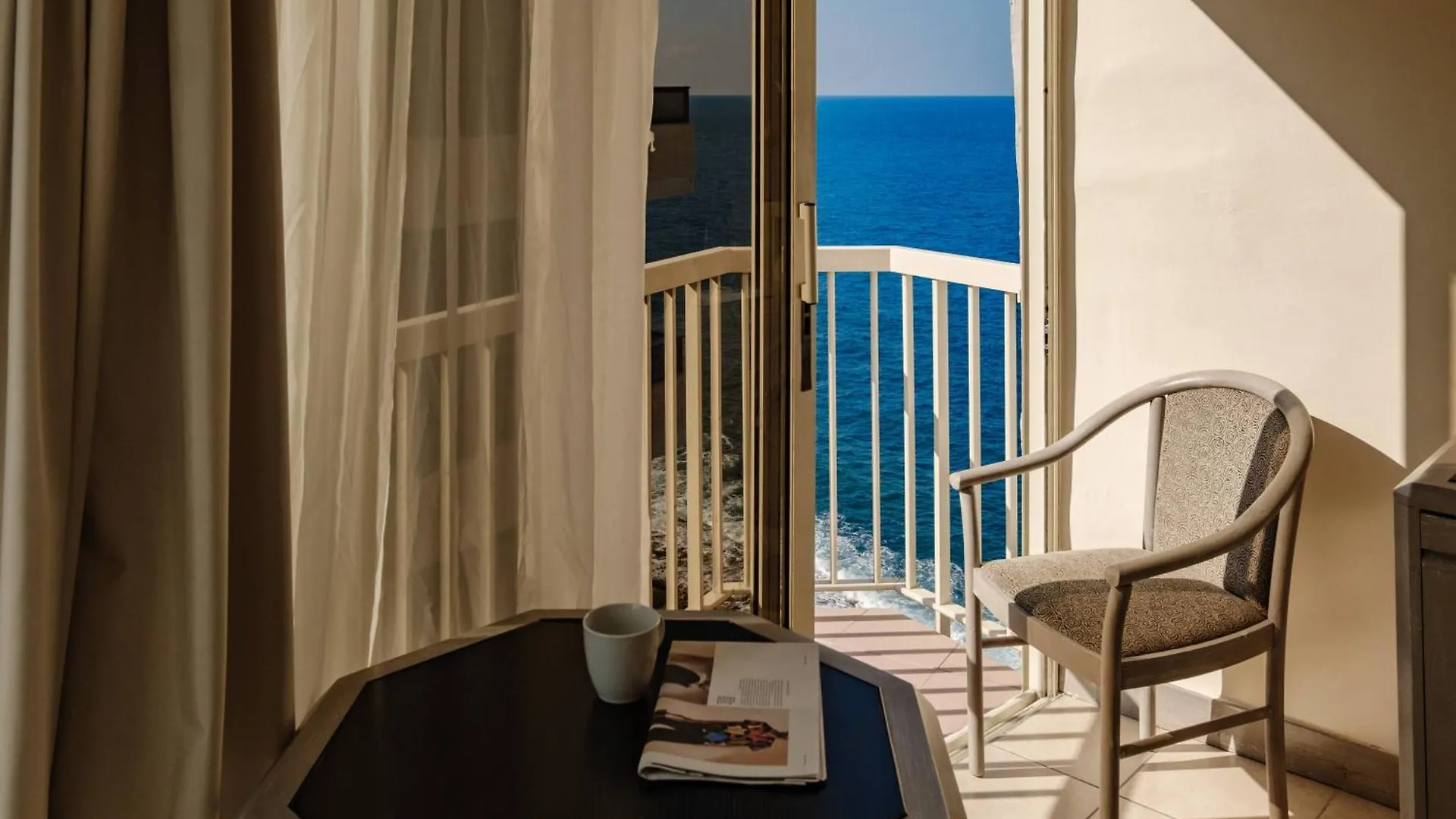 The Diplomat Hotel (Adults Only) Σλιέμα